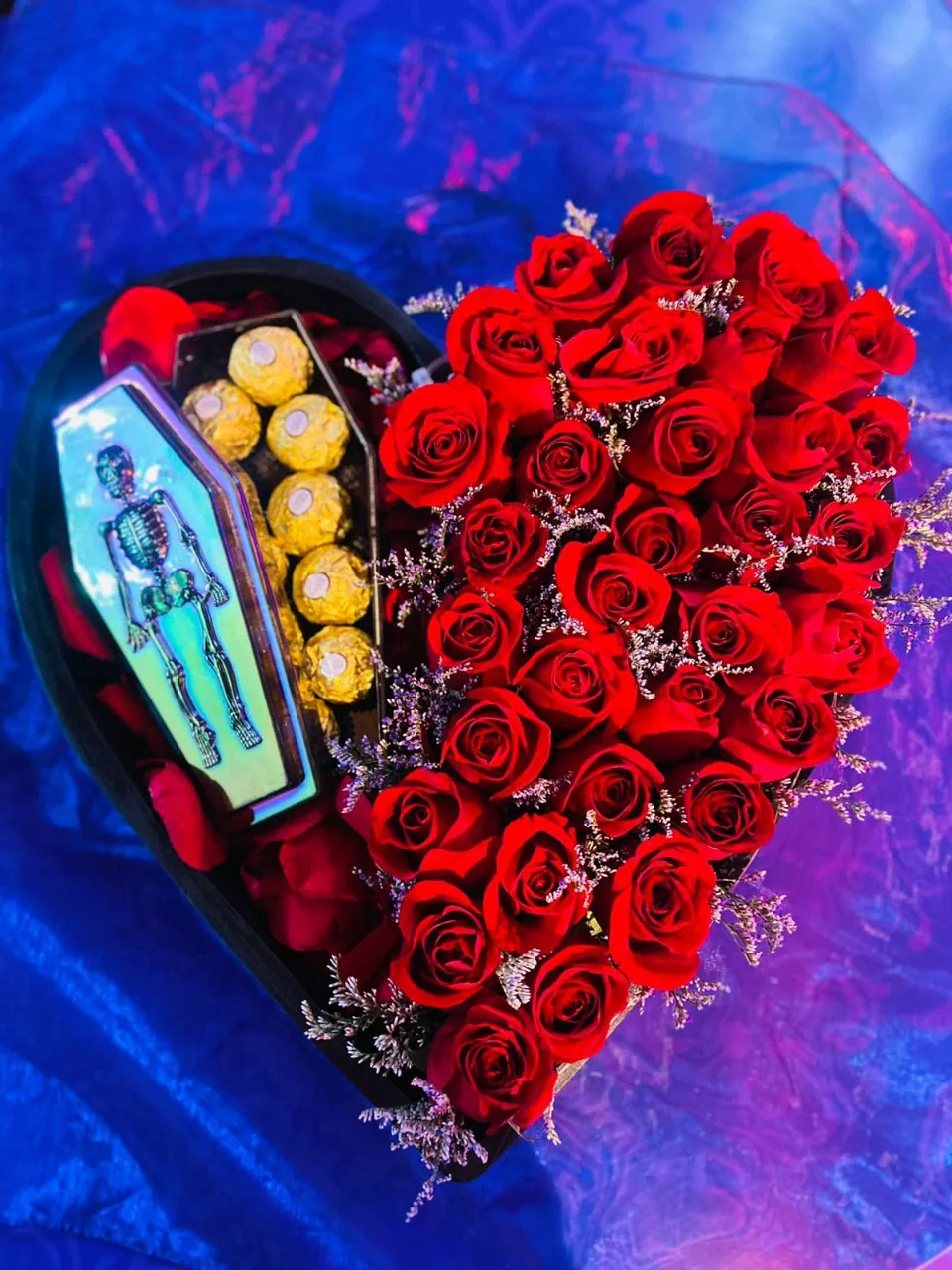 Roses of darkness