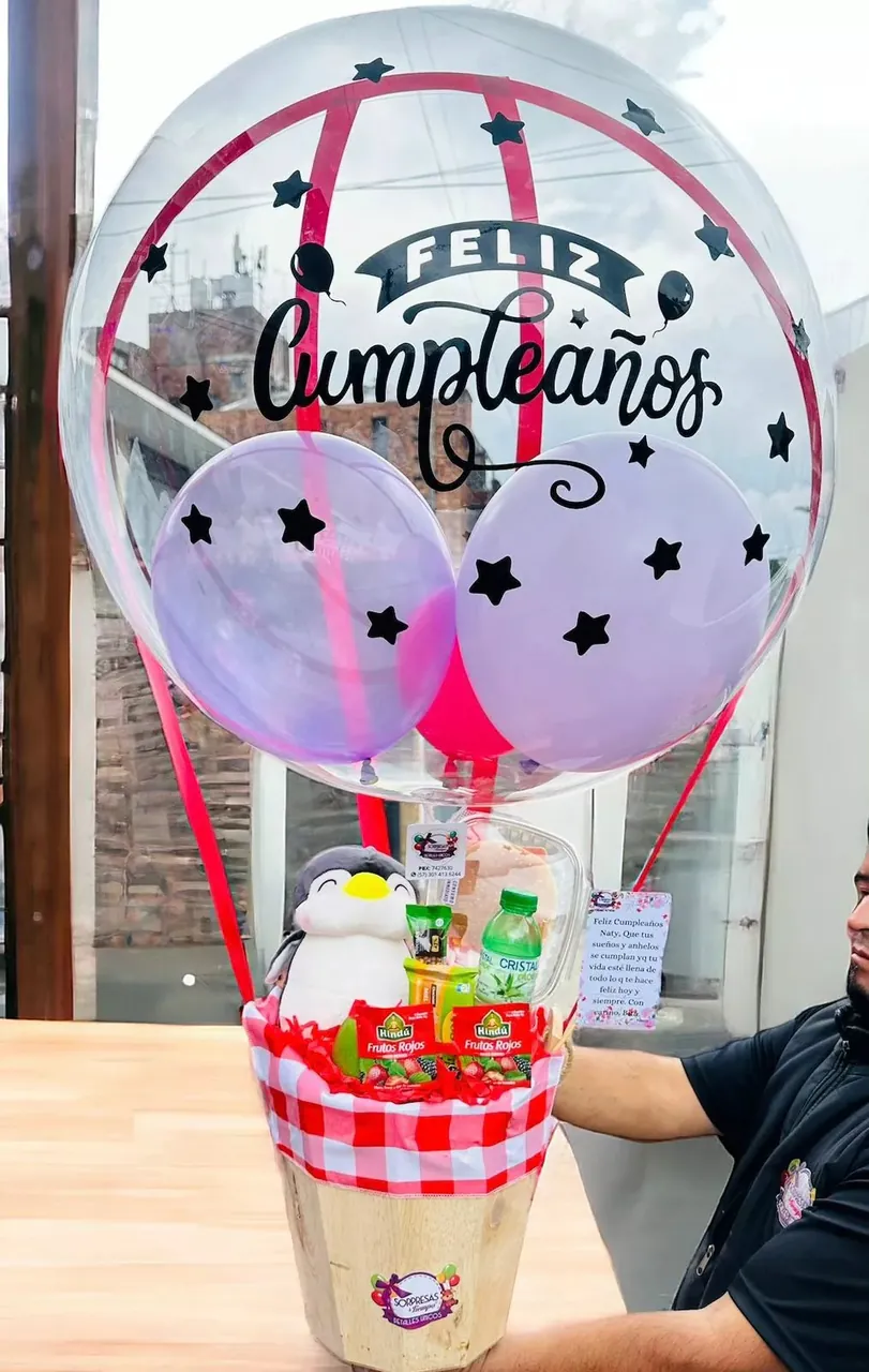 Coco balloon (B016)